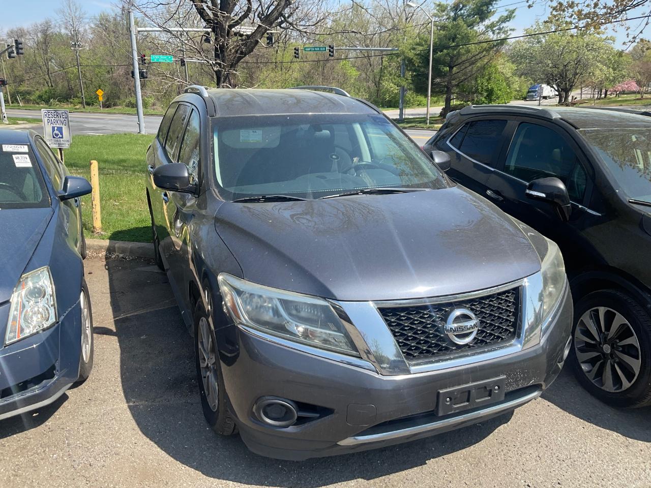 Nissan Pathfinder 2WD 4dr Platinum 2014