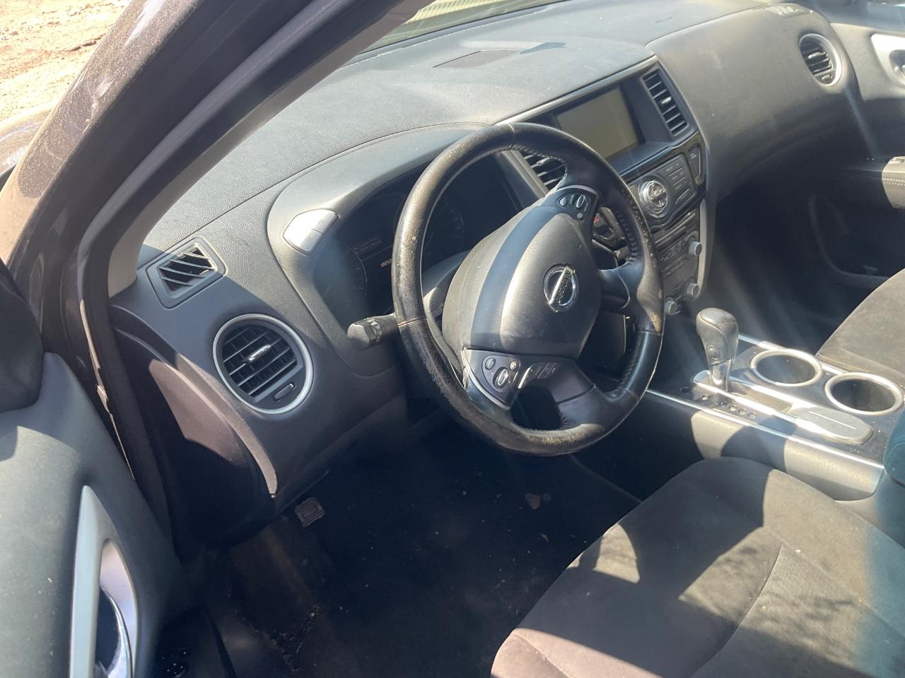 Nissan Pathfinder 2WD 4dr Platinum 2014