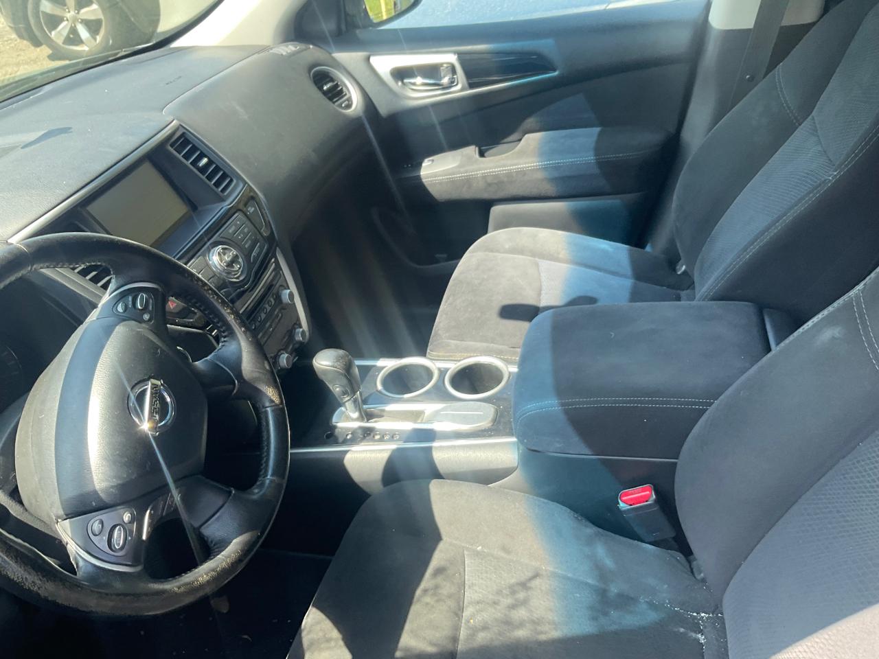 Nissan Pathfinder 2WD 4dr Platinum 2014