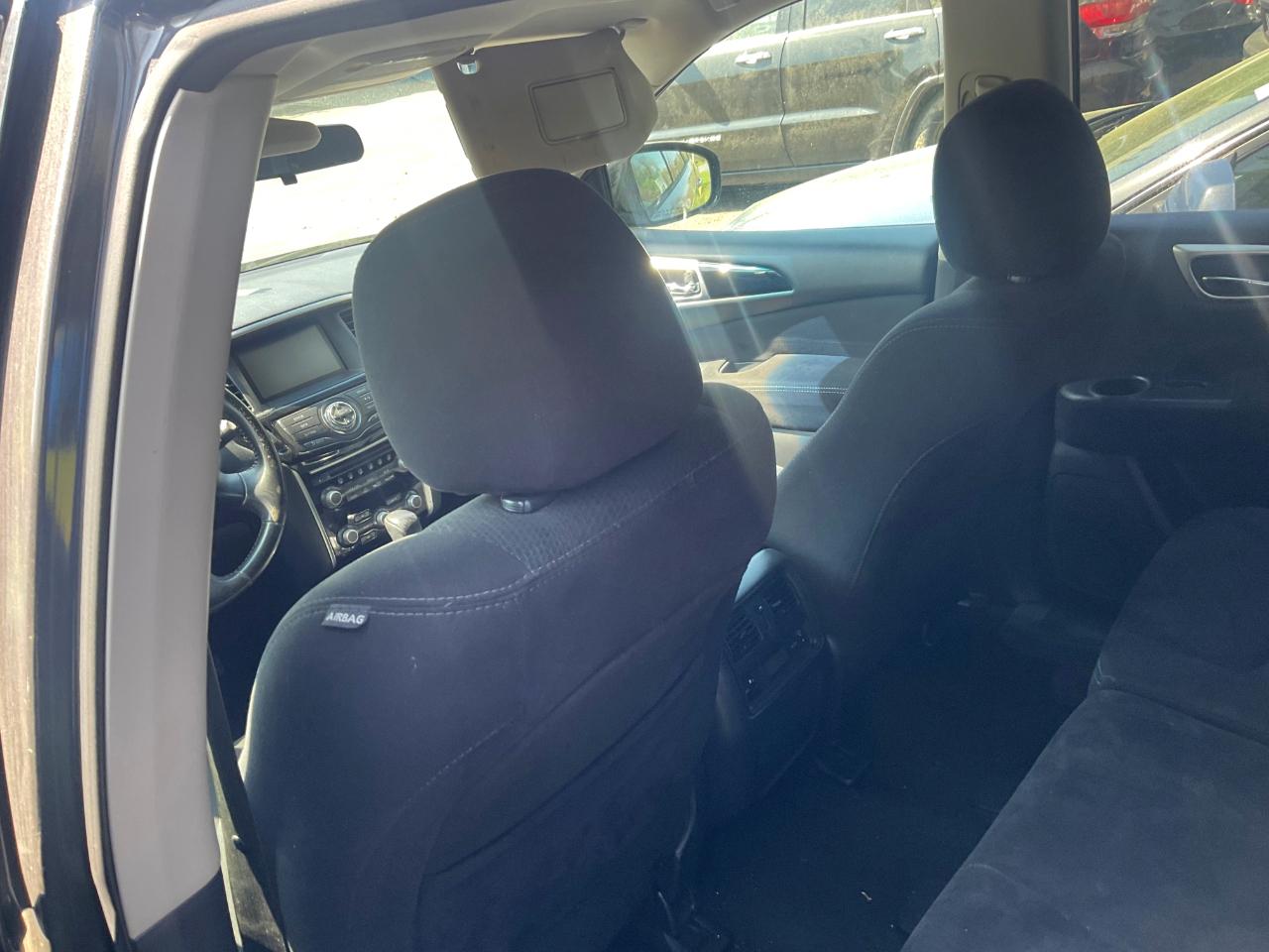 Nissan Pathfinder 2WD 4dr Platinum 2014