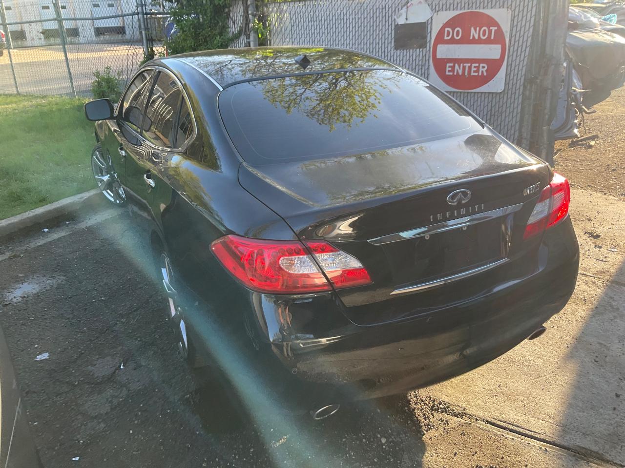 Infiniti M37 4dr Sdn RWD 2013