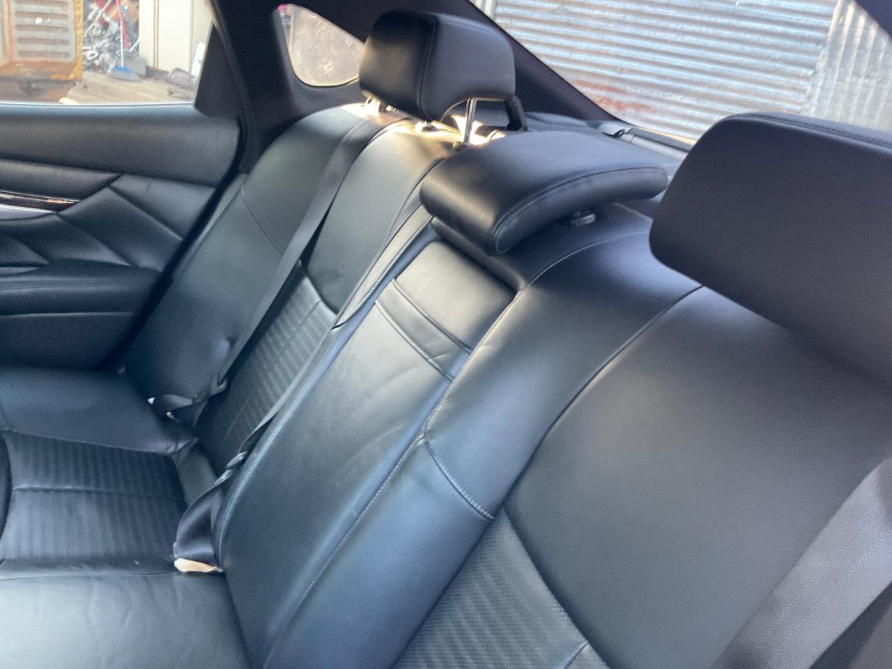 Infiniti M37 4dr Sdn RWD 2013