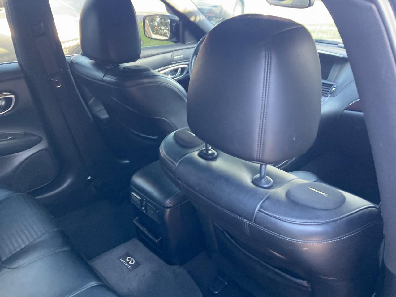 Infiniti M37 4dr Sdn RWD 2013