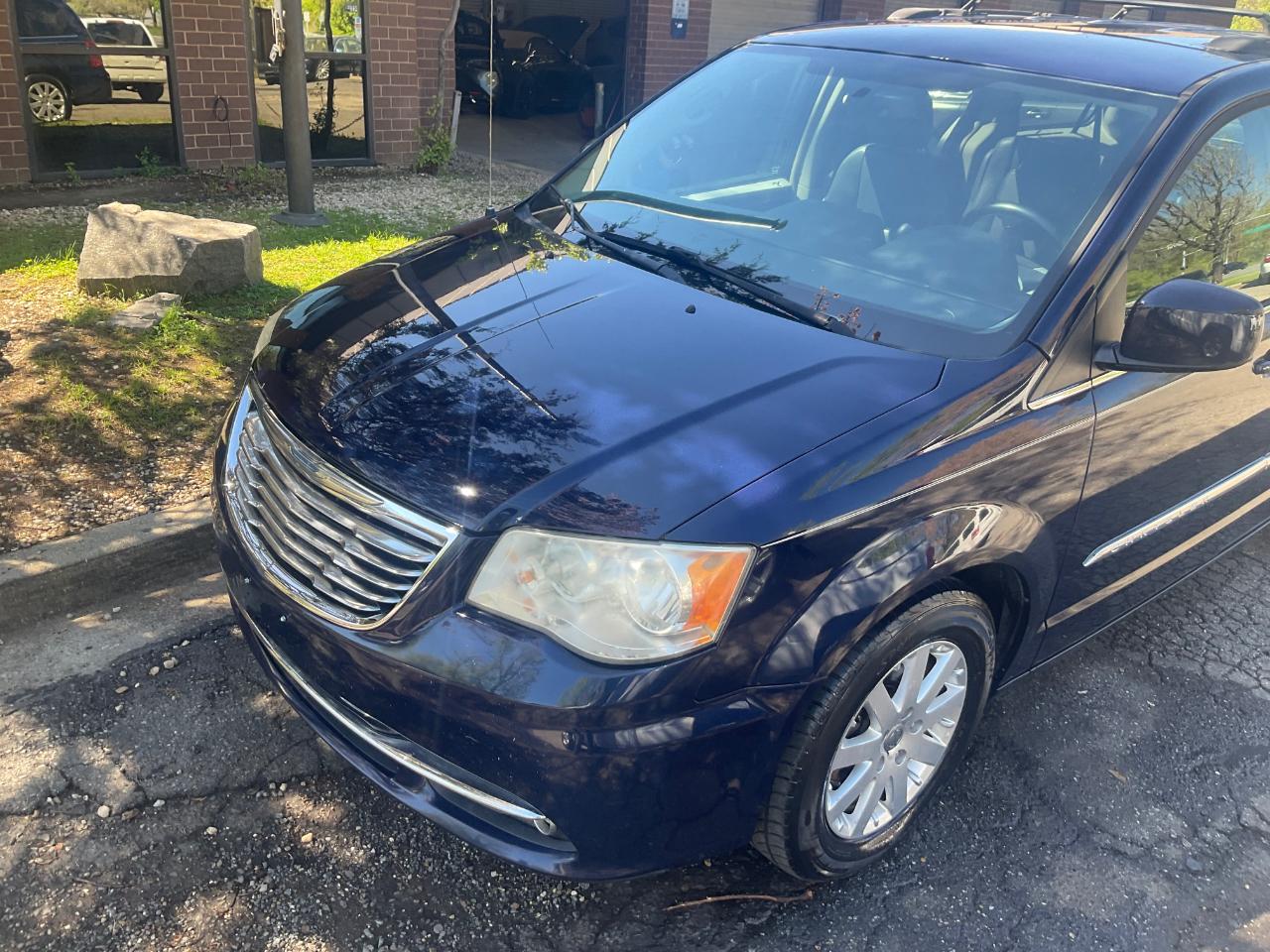 Chrysler Town & Country 4dr Wgn Touring 2014