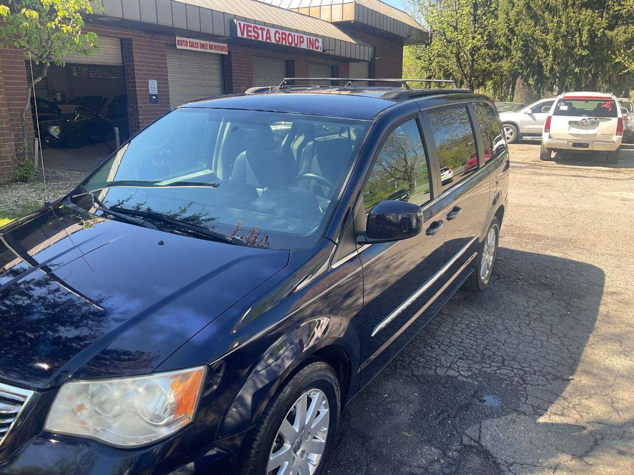 Chrysler Town & Country 4dr Wgn Touring 2014