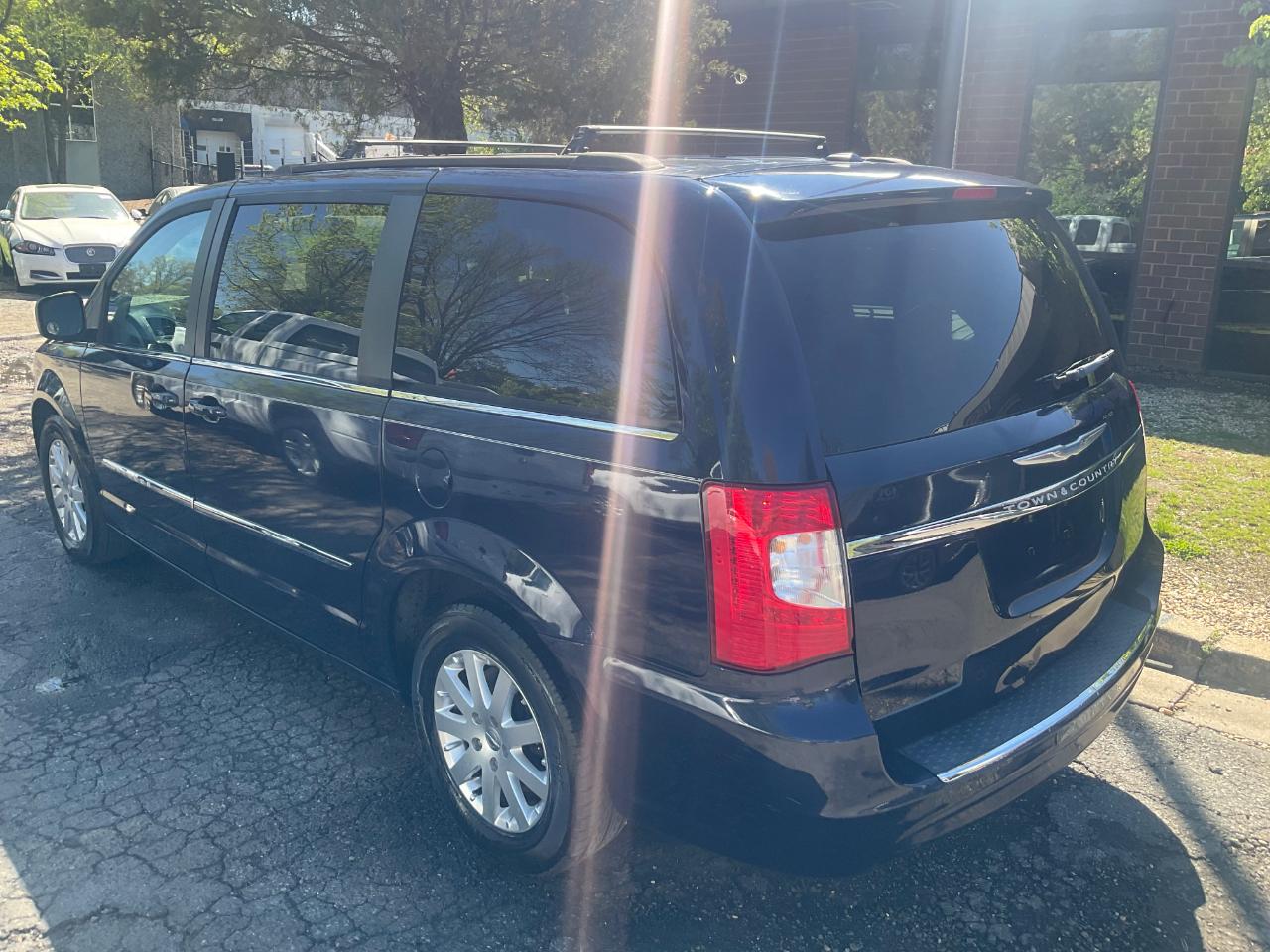 Chrysler Town & Country 4dr Wgn Touring 2014