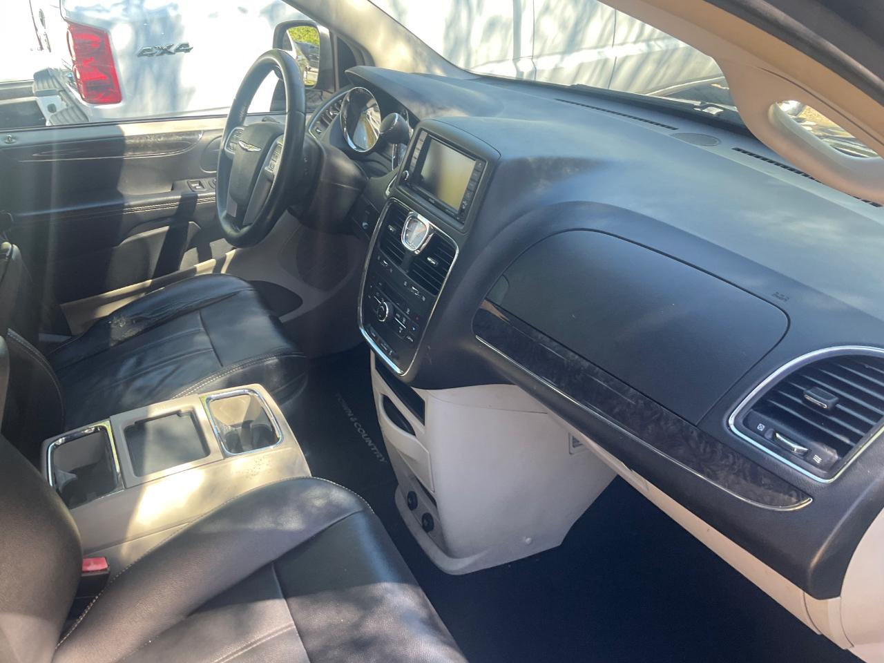 Chrysler Town & Country 4dr Wgn Touring 2014