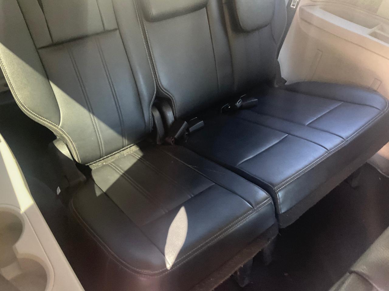 Chrysler Town & Country 4dr Wgn Touring 2014