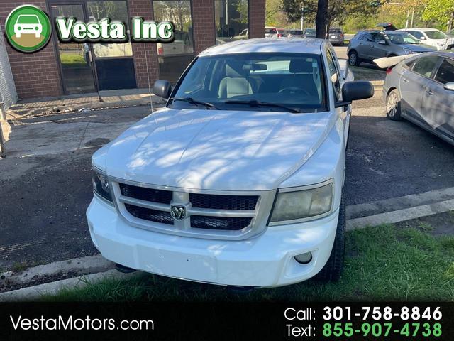 White 2010 Dodge Dakota SXT Extended Cab 4WD Pickup Truck Automatic