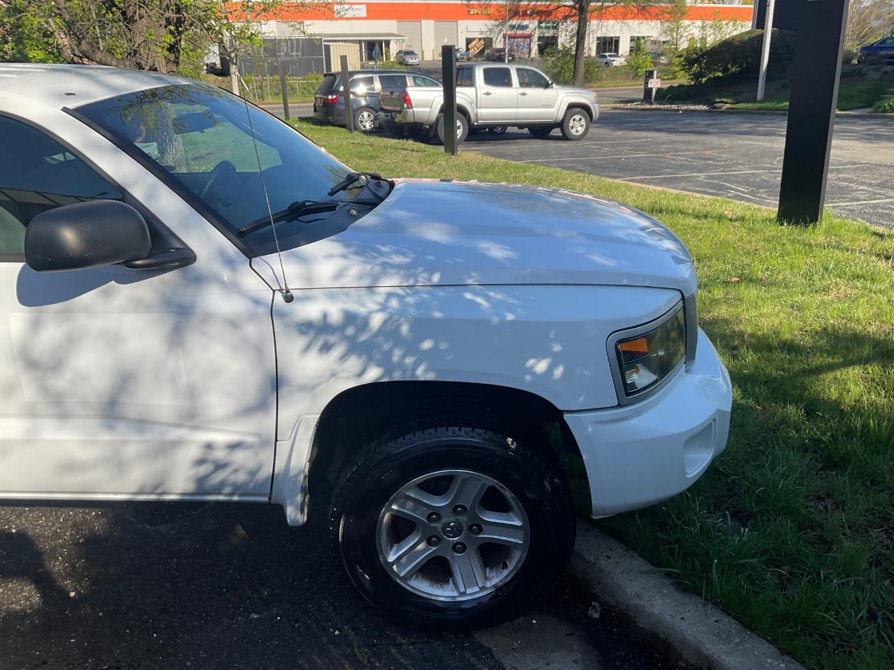 Dodge Dakota 4WD Ext Cab Bighorn/Lonestar 2010