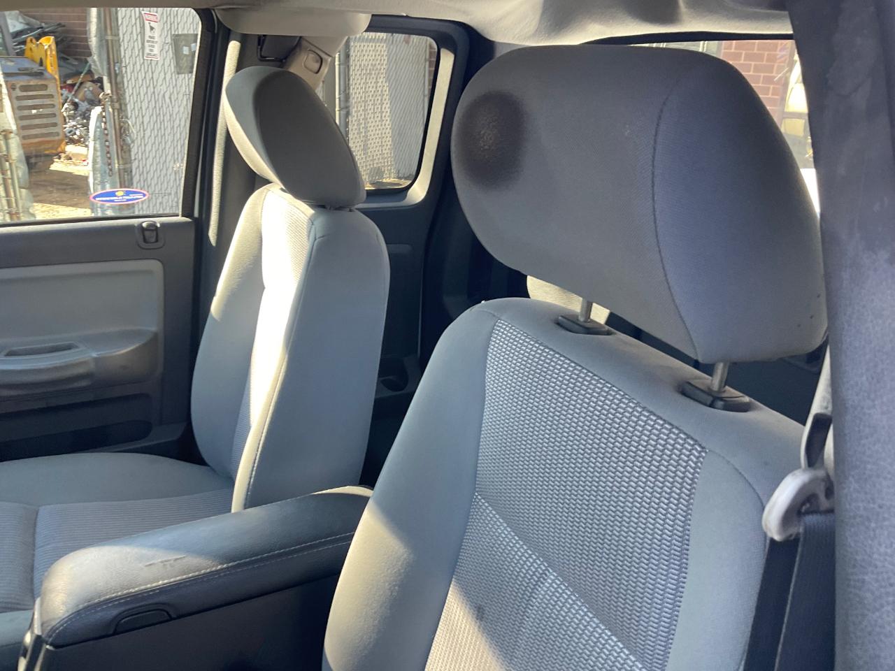 Dodge Dakota 4WD Ext Cab Bighorn/Lonestar 2010