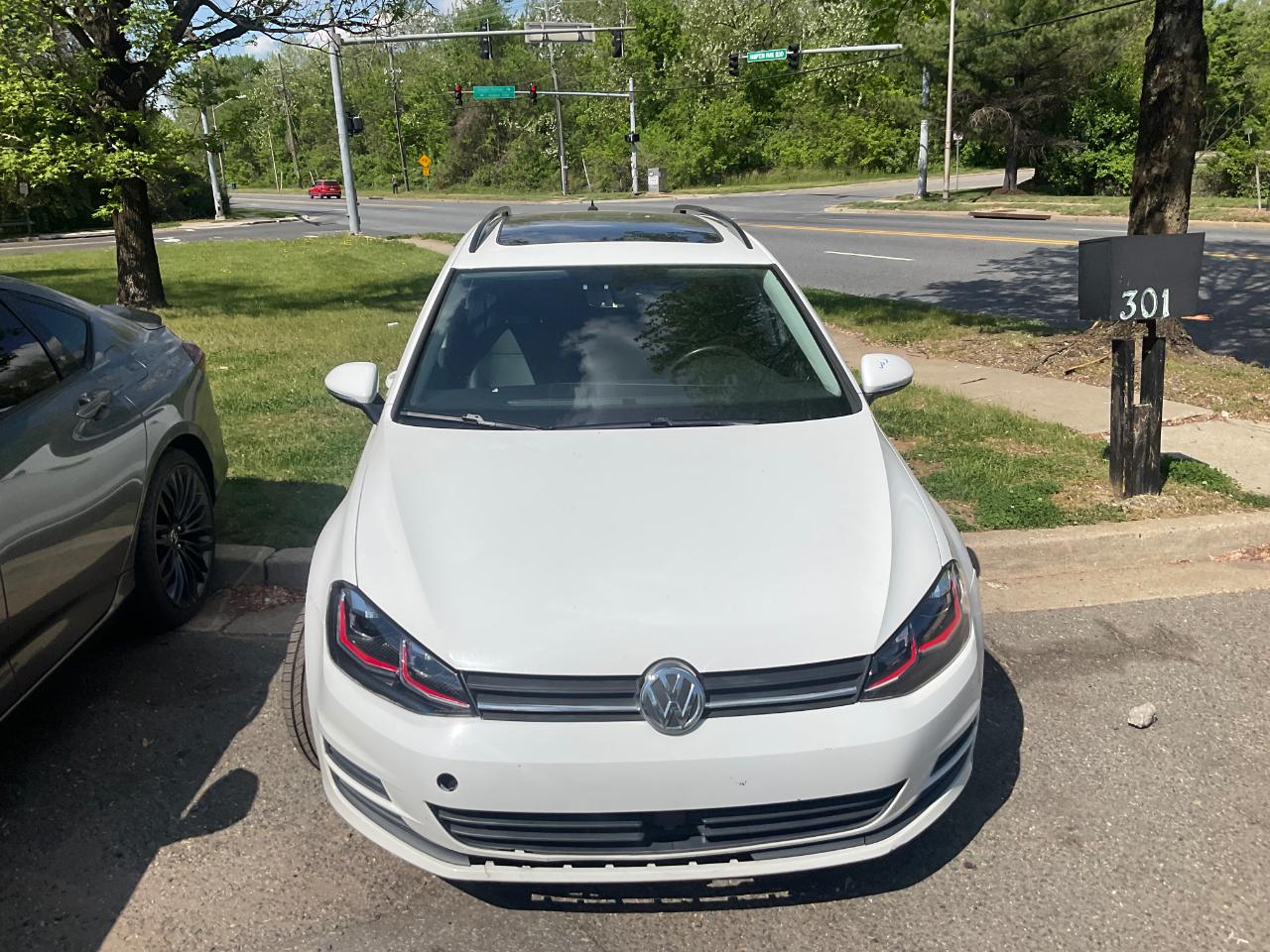 Volkswagen Golf SportWagen 4dr Auto TSI S 2016