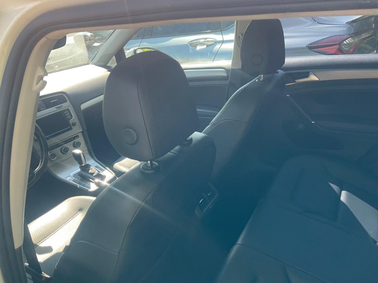 Volkswagen Golf SportWagen 4dr Auto TSI S 2016