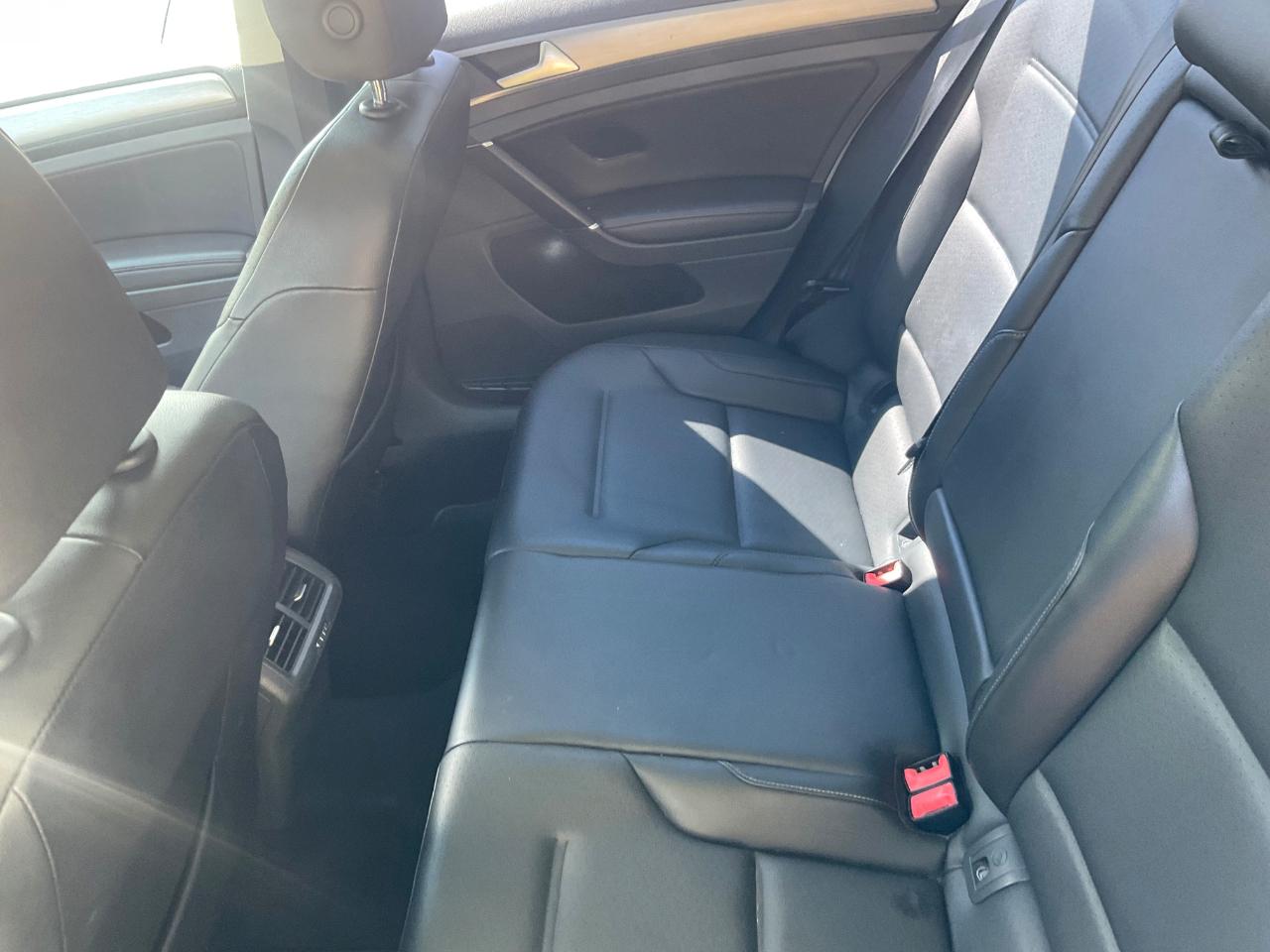 Volkswagen Golf SportWagen 4dr Auto TSI S 2016