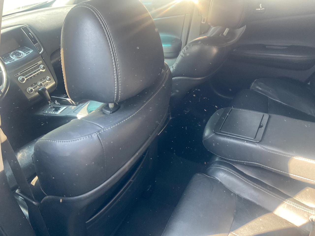 Nissan Maxima 4dr Sdn V6 CVT 3.5 SV w/Sport Pkg 2012