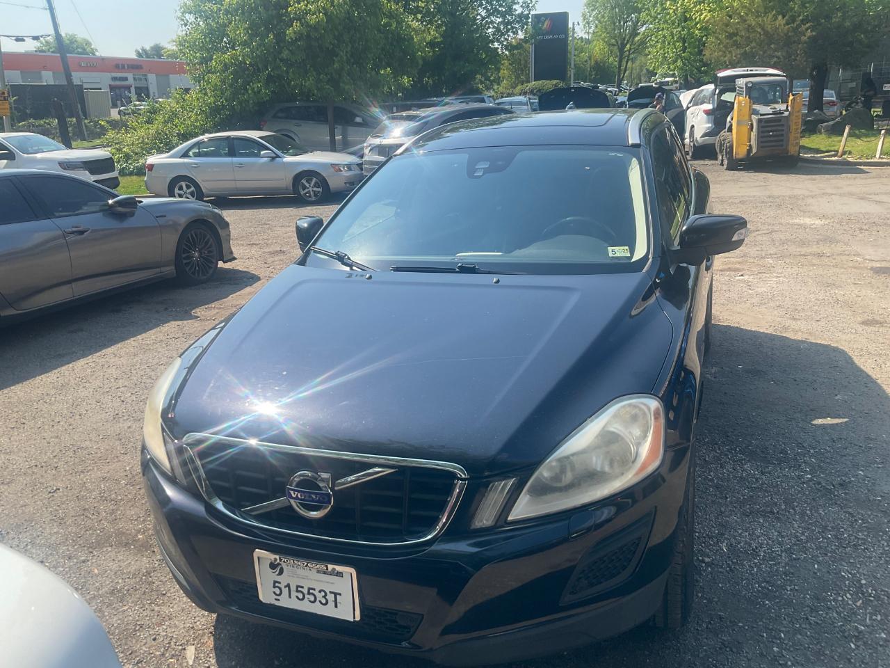 Volvo XC60 4dr 3.2L PZEV 2012