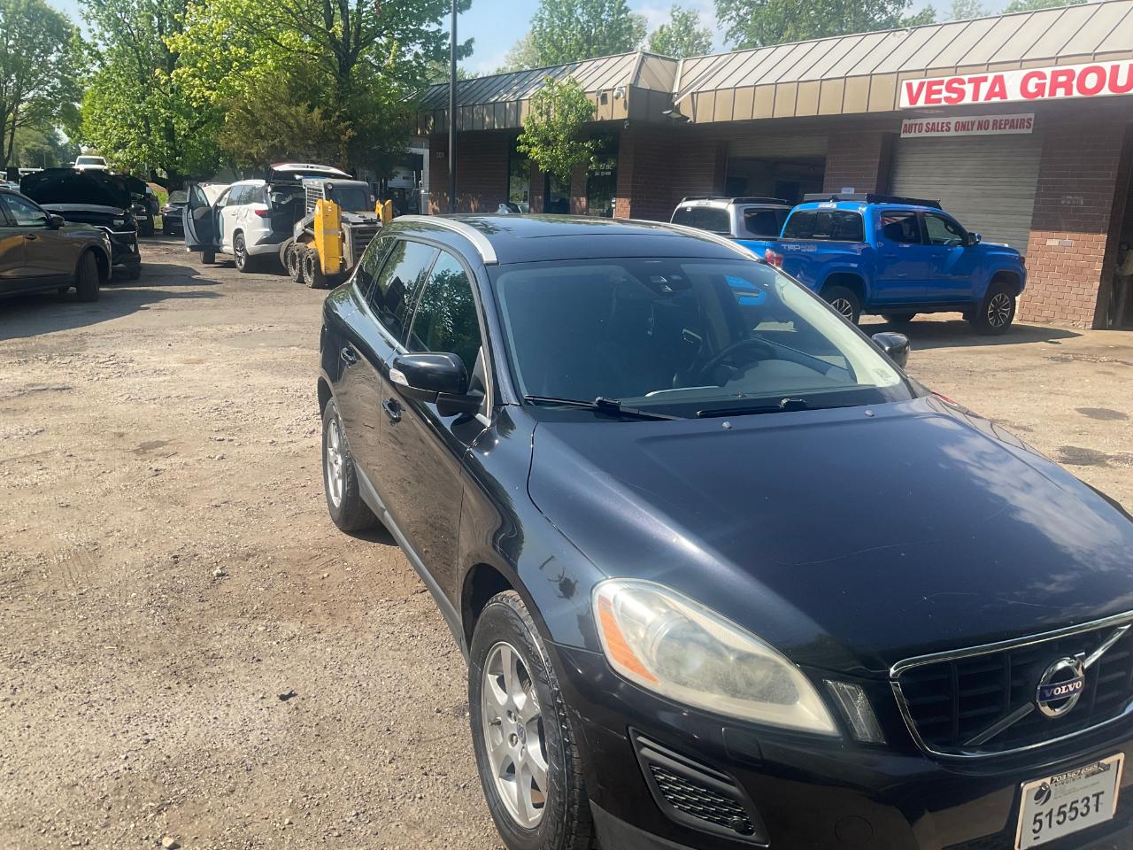 Volvo XC60 4dr 3.2L PZEV 2012