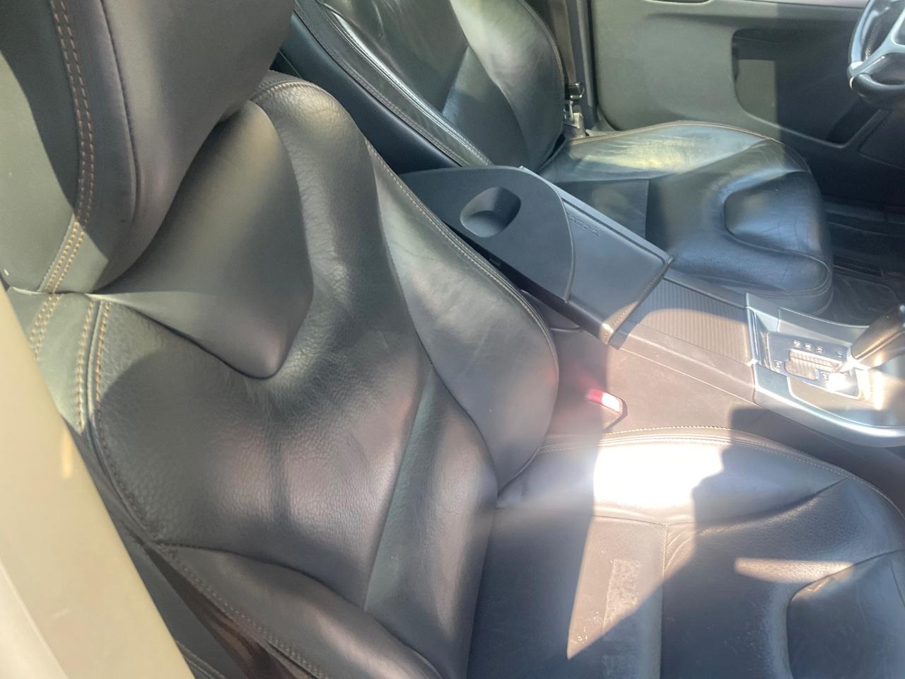 Volvo XC60 4dr 3.2L PZEV 2012