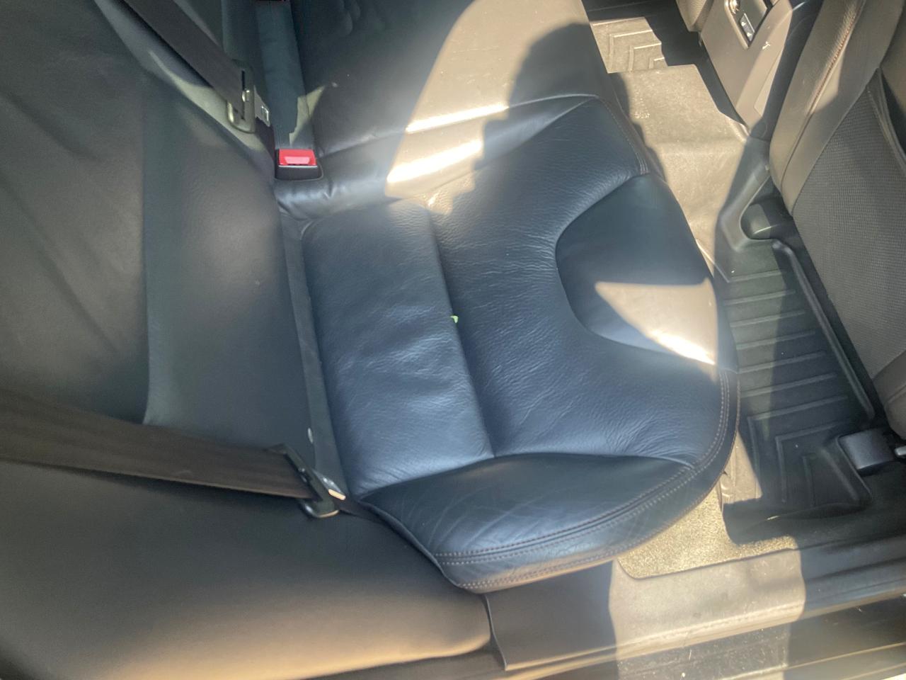 Volvo XC60 4dr 3.2L PZEV 2012