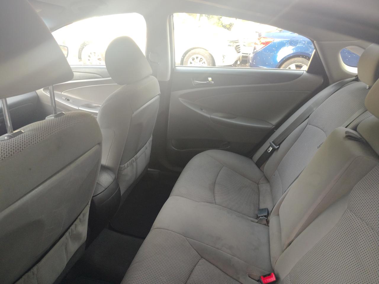 Hyundai Sonata 4dr Sdn 2.4L Auto GLS *Ltd Avail* 2013