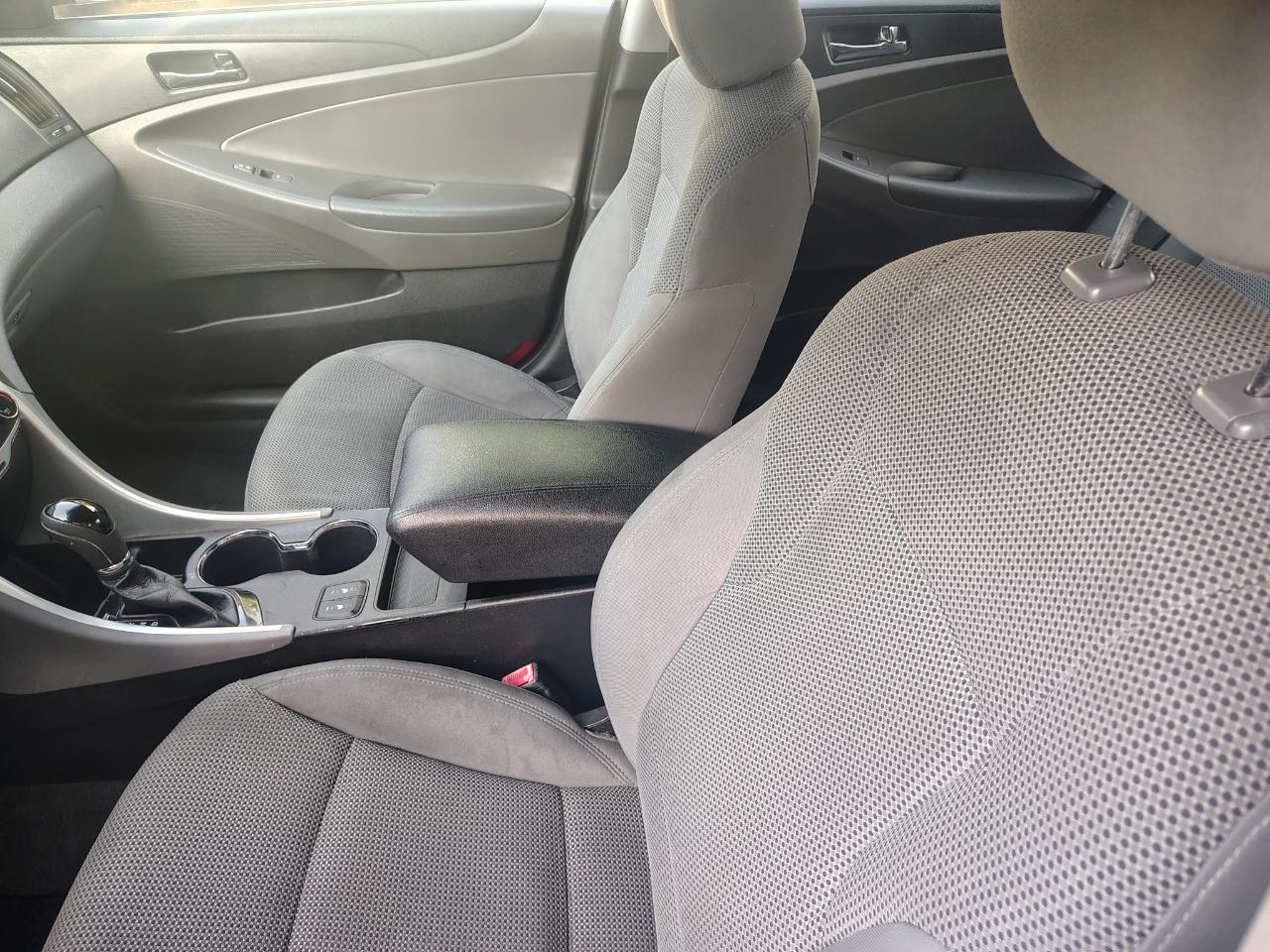 Hyundai Sonata 4dr Sdn 2.4L Auto GLS *Ltd Avail* 2013