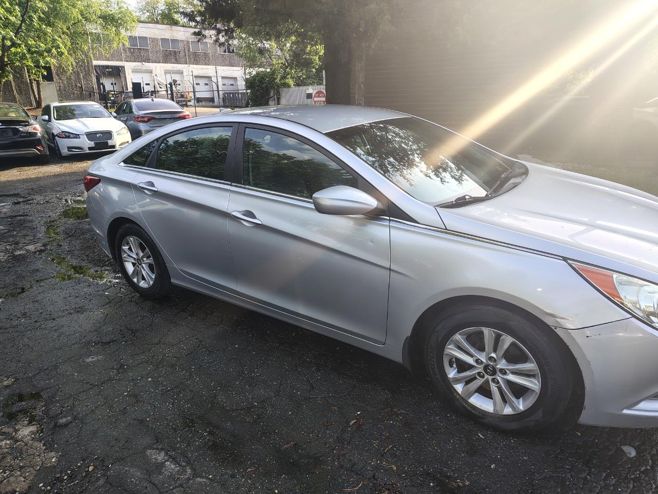 Hyundai Sonata 4dr Sdn 2.4L Auto GLS *Ltd Avail* 2013