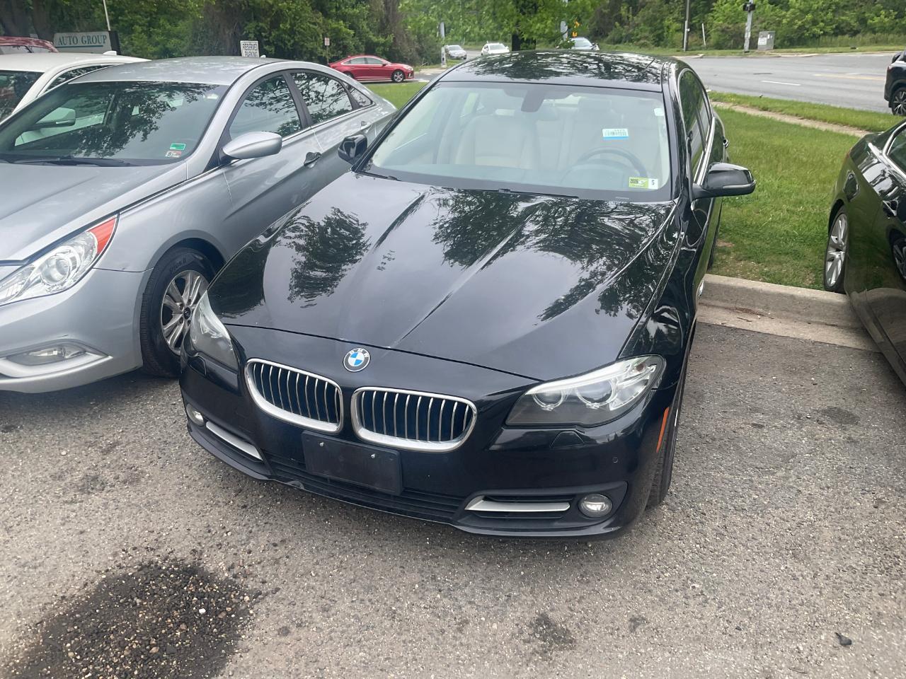 BMW 5 Series 4dr Sdn 528i xDrive AWD 2015