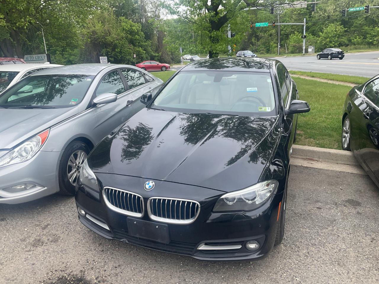 BMW 5 Series 4dr Sdn 528i xDrive AWD 2015