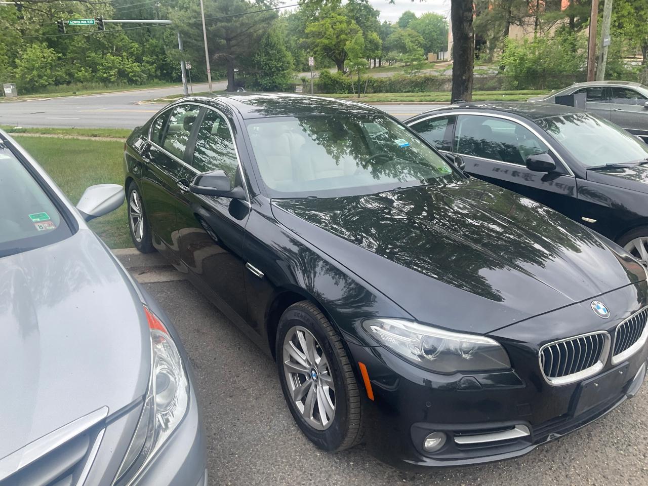 BMW 5 Series 4dr Sdn 528i xDrive AWD 2015