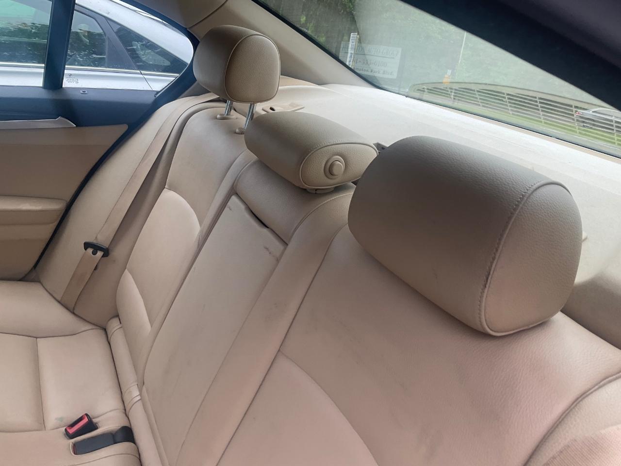 BMW 5 Series 4dr Sdn 528i xDrive AWD 2015