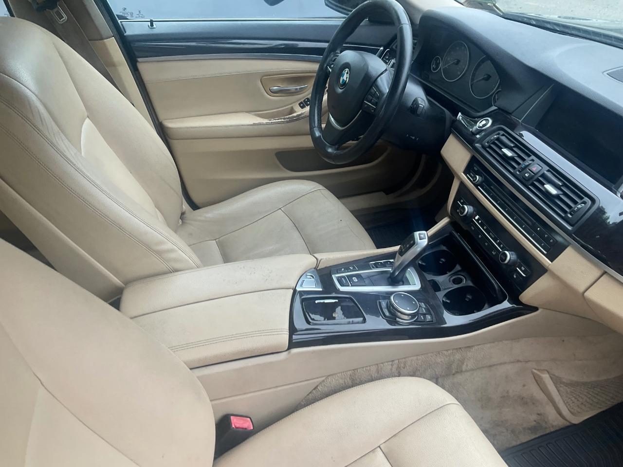 BMW 5 Series 4dr Sdn 528i xDrive AWD 2015