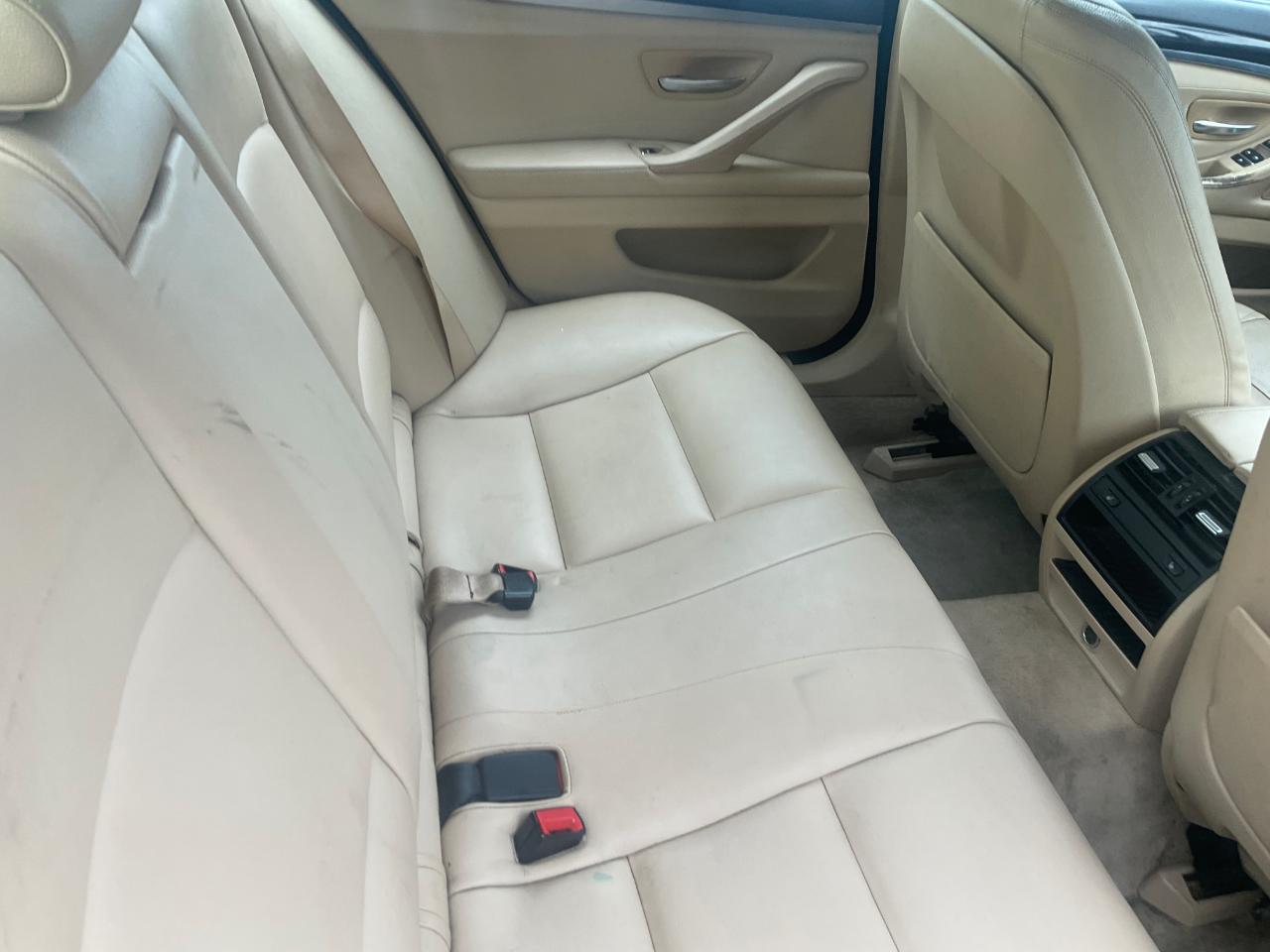 BMW 5 Series 4dr Sdn 528i xDrive AWD 2015