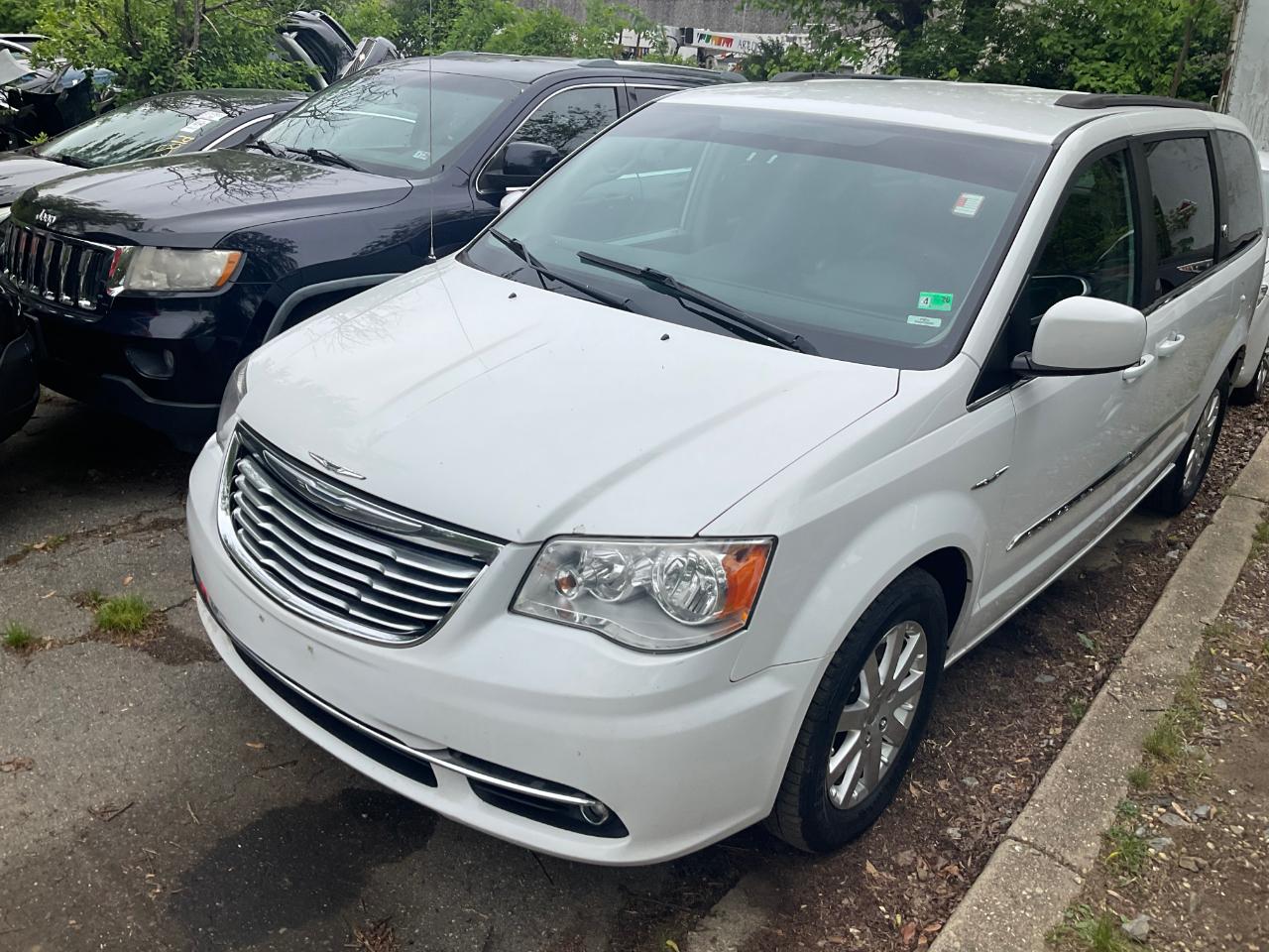 Chrysler Town & Country 4dr Wgn Touring 2016