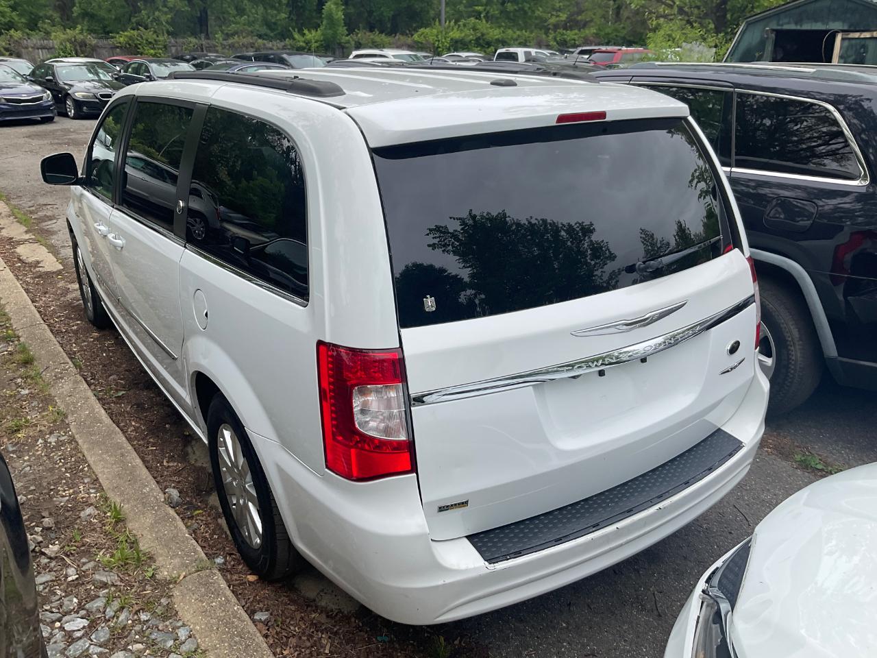 Chrysler Town & Country 4dr Wgn Touring 2016