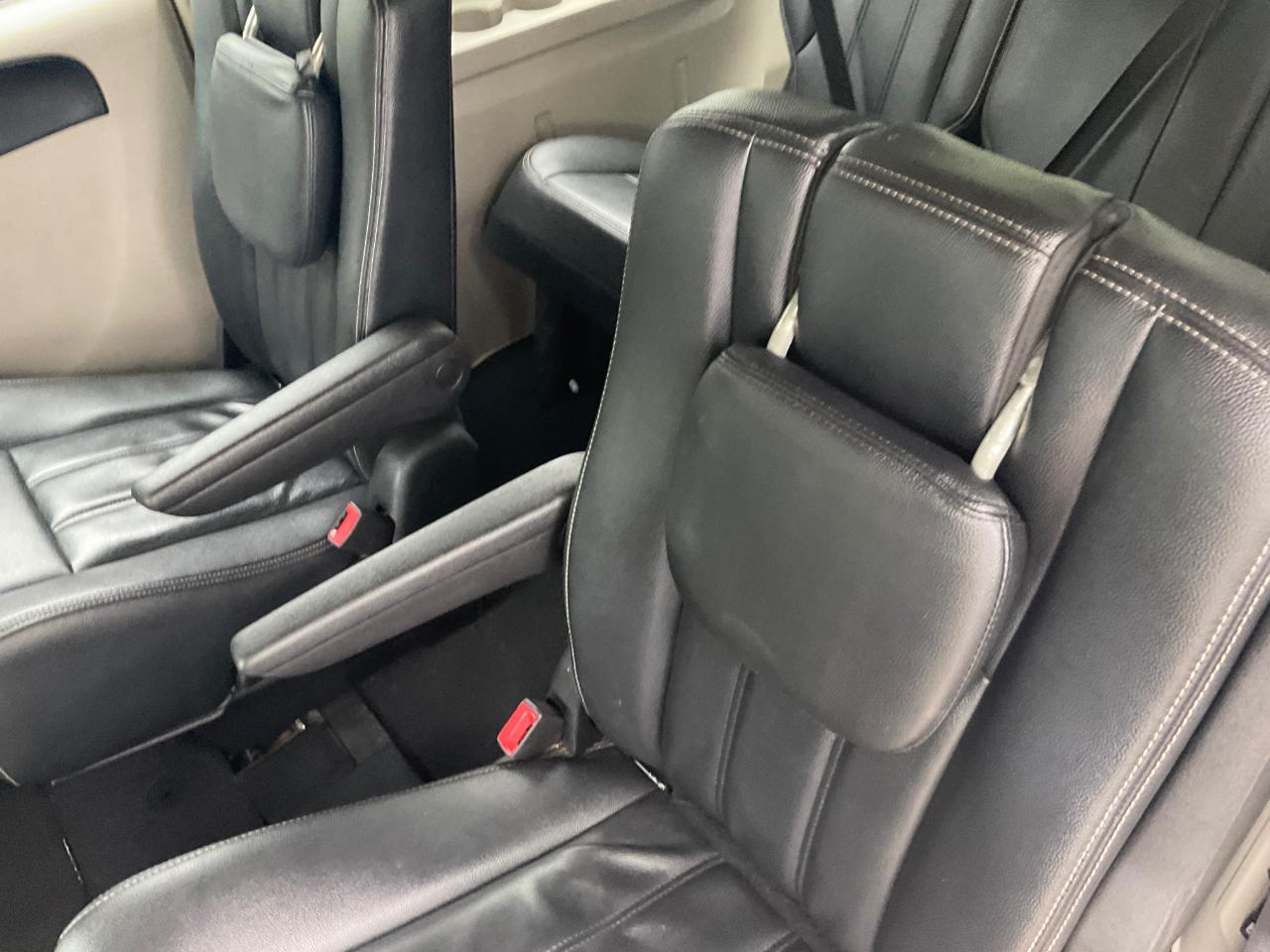 Chrysler Town & Country 4dr Wgn Touring 2016