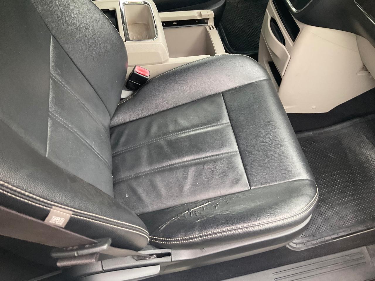 Chrysler Town & Country 4dr Wgn Touring 2016