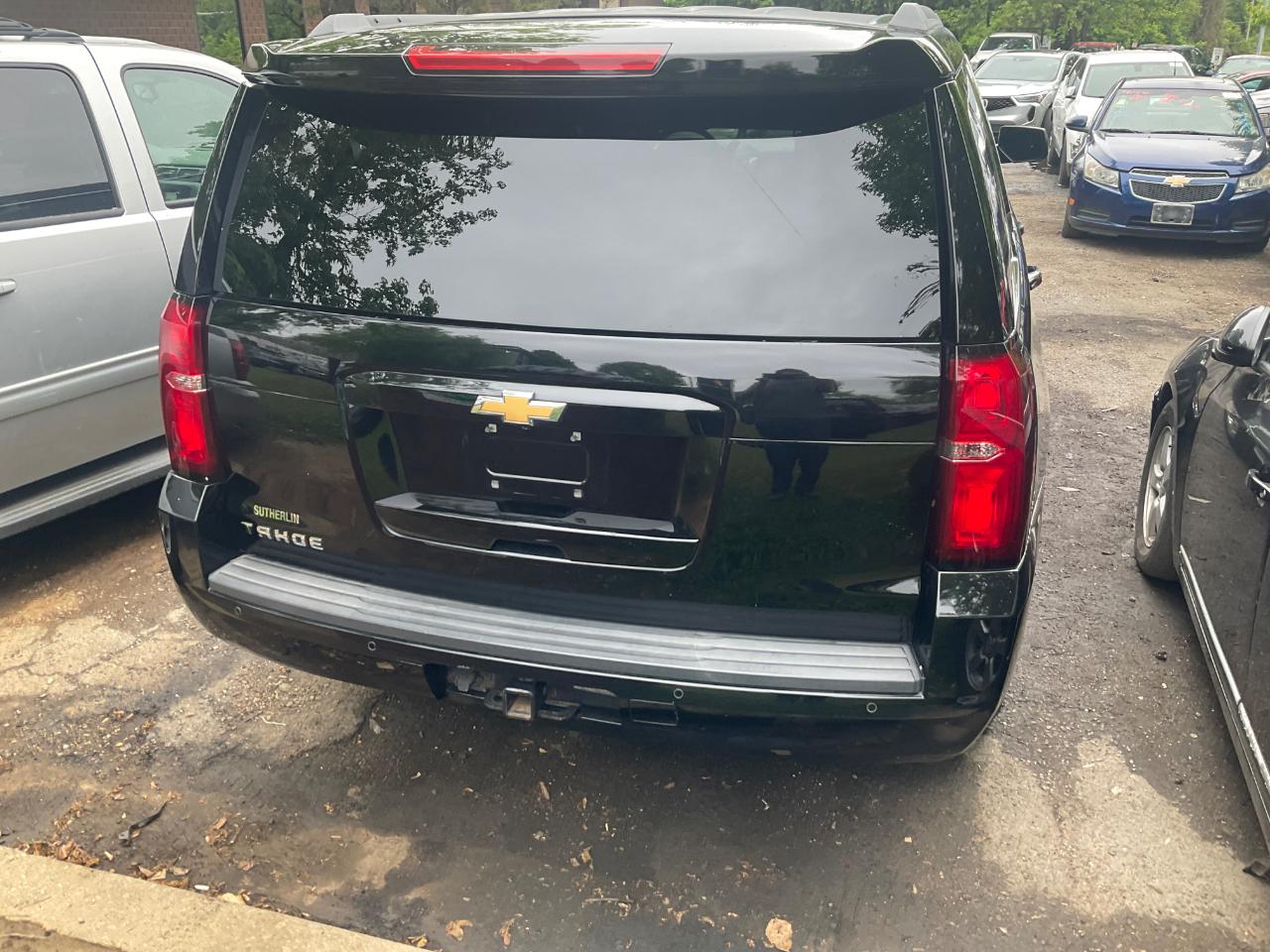 Chevrolet Tahoe 2WD 4dr LS 2016