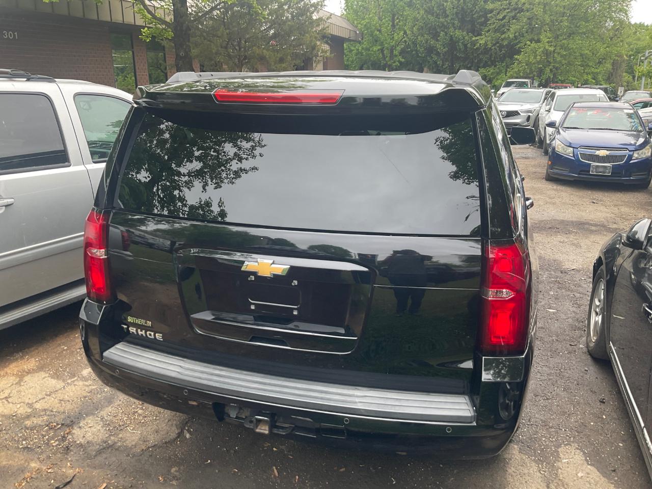 Chevrolet Tahoe 2WD 4dr LS 2016