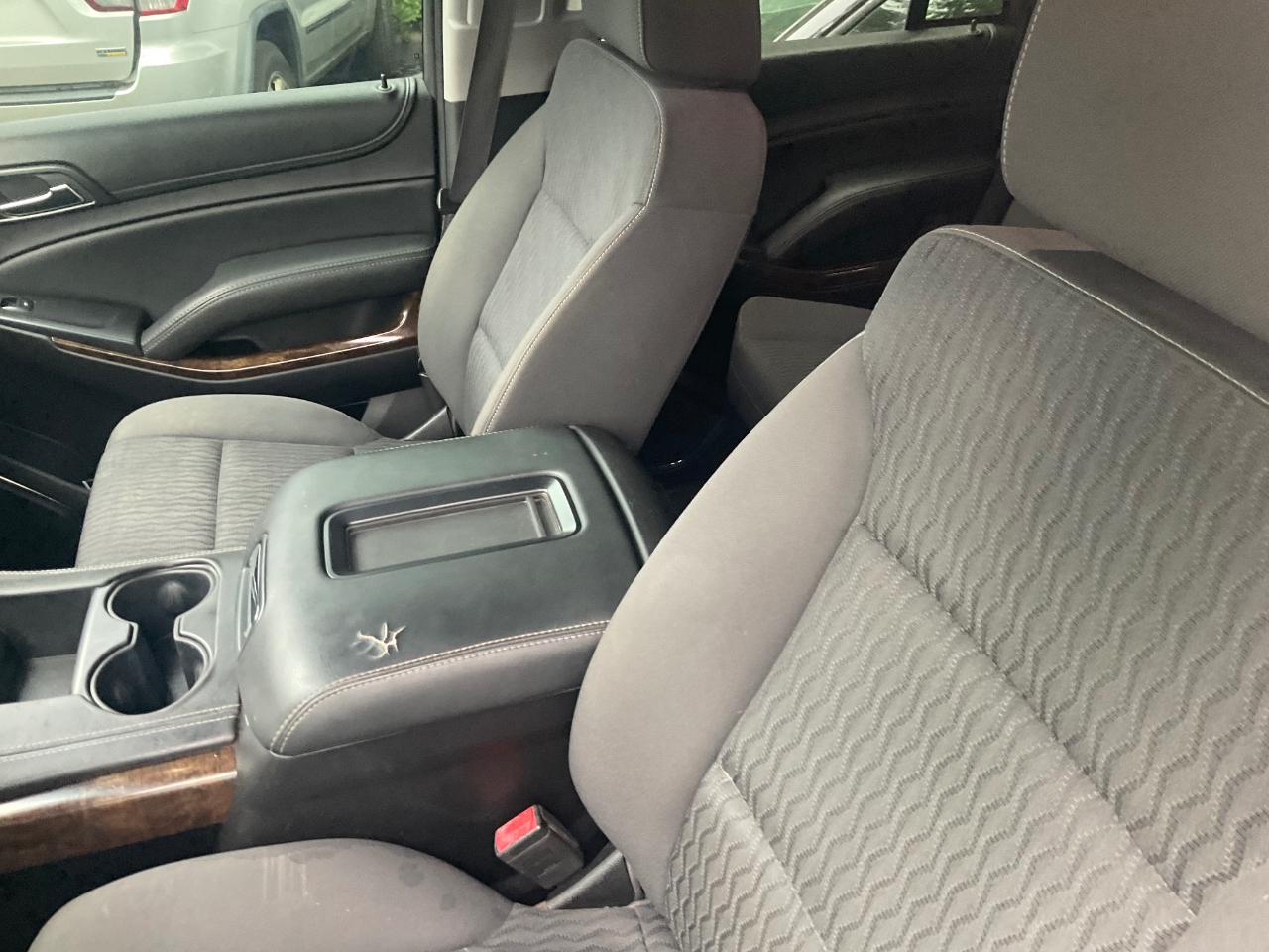 Chevrolet Tahoe 2WD 4dr LS 2016