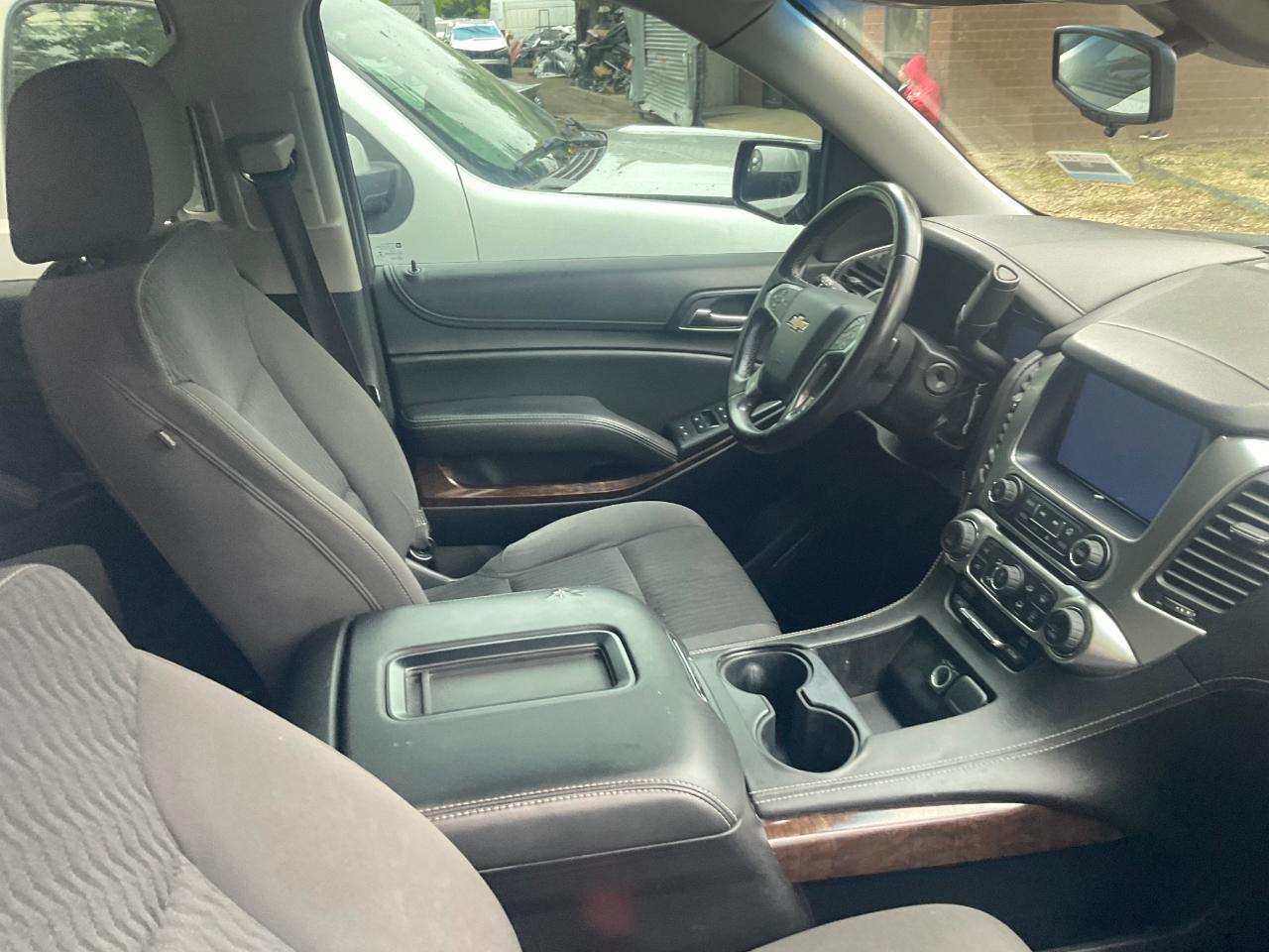 Chevrolet Tahoe 2WD 4dr LS 2016