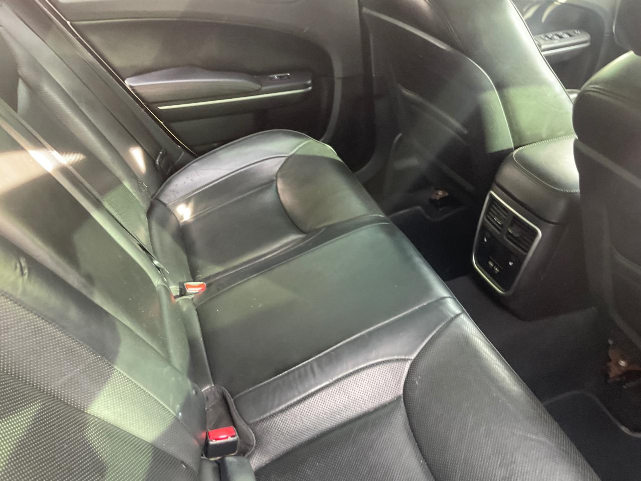 Chrysler 300 Limited AWD 2019