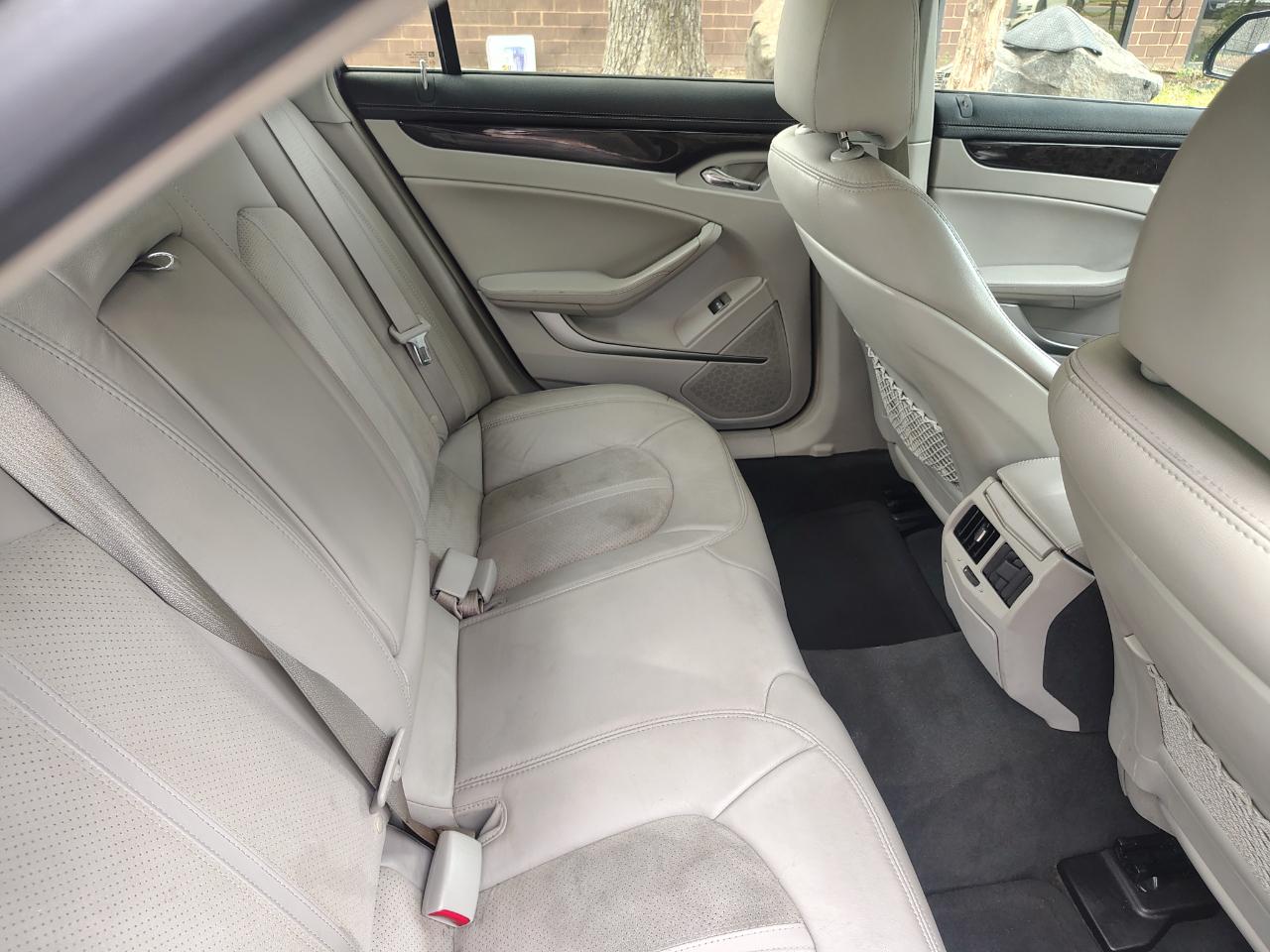 Cadillac CTS Sedan 4dr Sdn 3.0L Luxury AWD 2012
