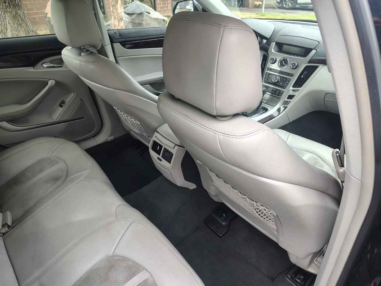 Cadillac CTS Sedan 4dr Sdn 3.0L Luxury AWD 2012