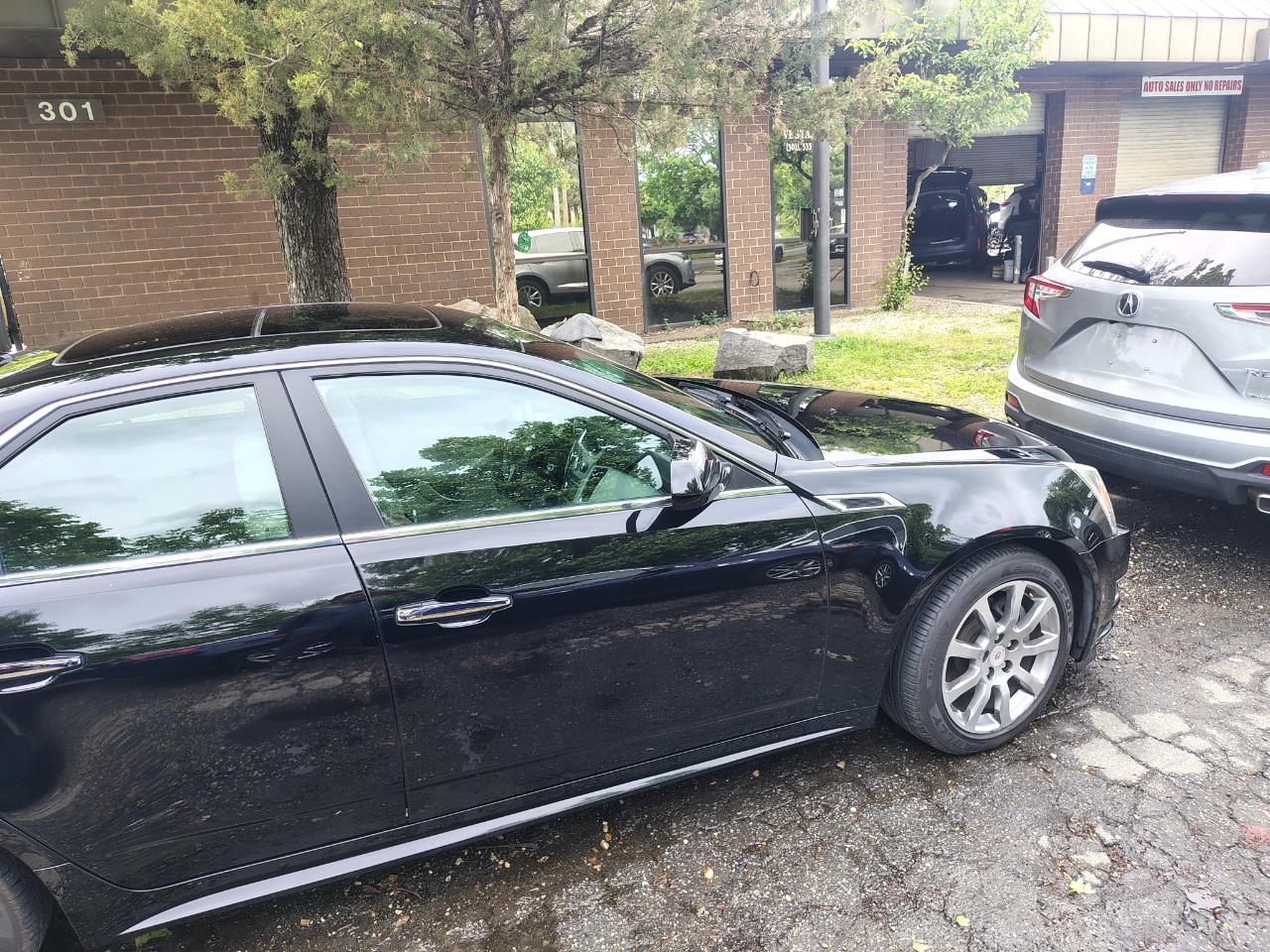 Cadillac CTS Sedan 4dr Sdn 3.0L Luxury AWD 2012