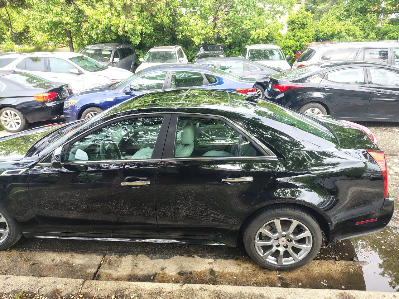 Cadillac CTS Sedan 4dr Sdn 3.0L Luxury AWD 2012