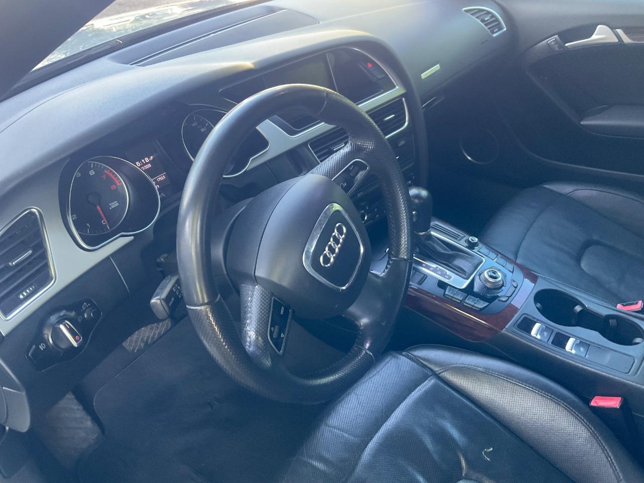 Audi A5 2dr Cabriolet Auto quattro 2.0T Premium Plus 2011