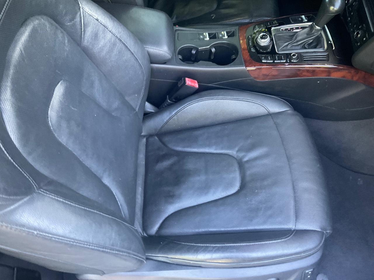 Audi A5 2dr Cabriolet Auto quattro 2.0T Premium Plus 2011