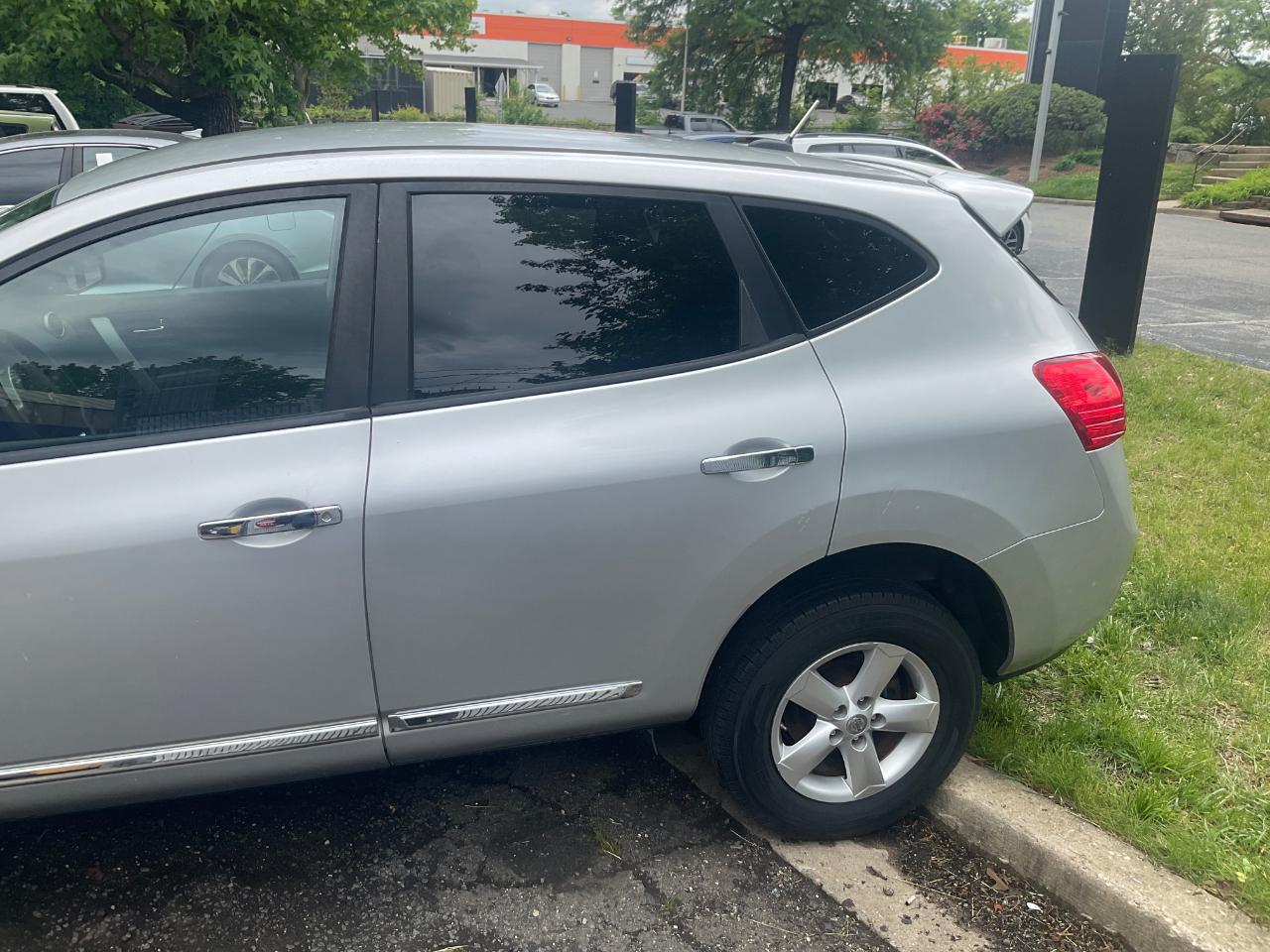 Nissan Rogue AWD 4dr S 2012