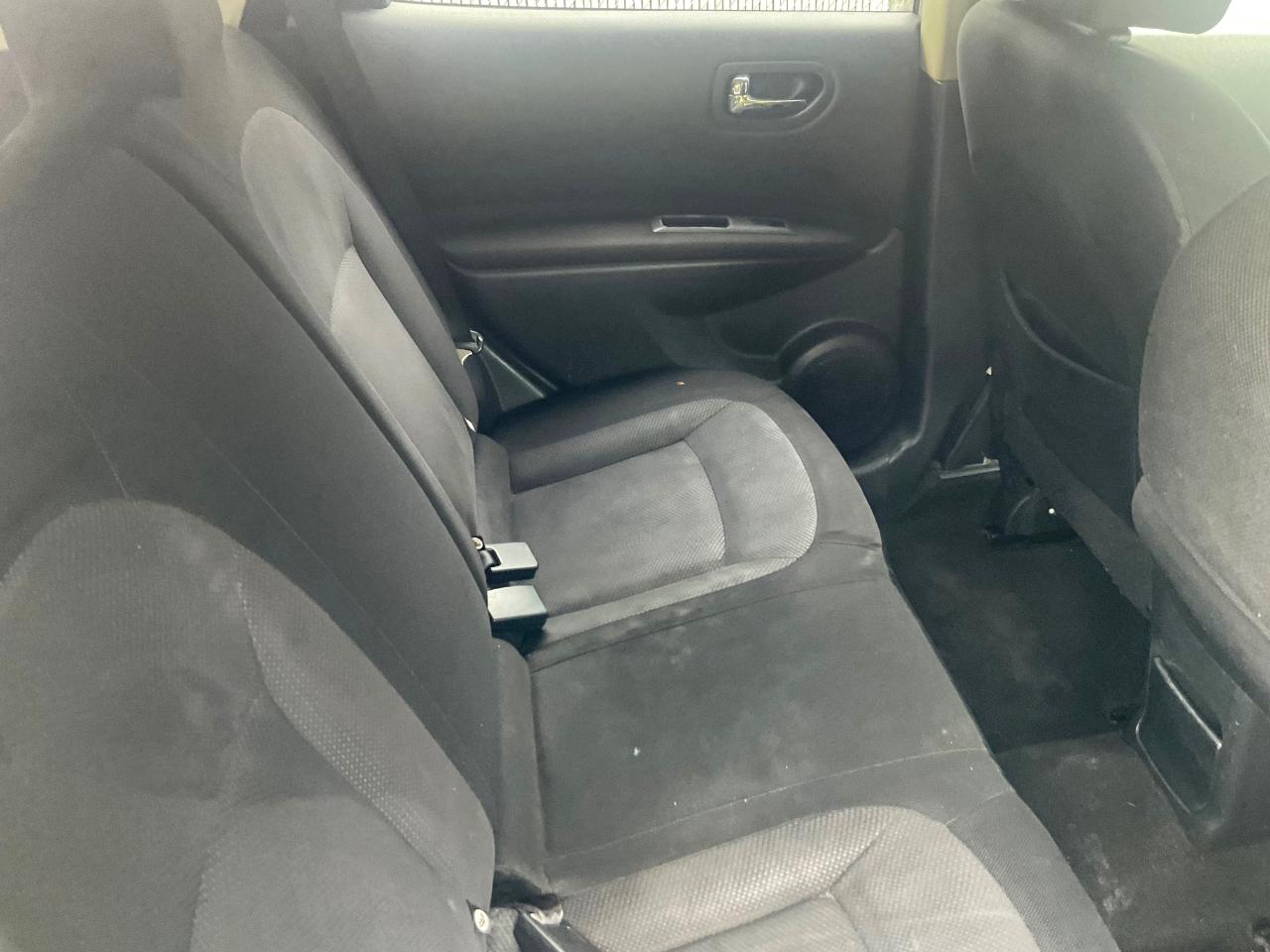 Nissan Rogue AWD 4dr S 2012