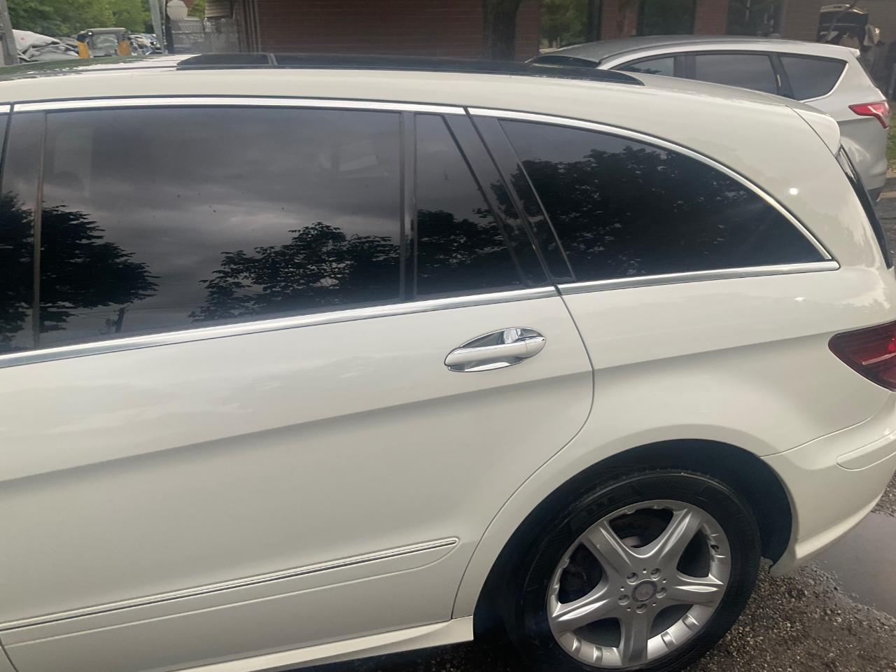 Mercedes-Benz R-Class 4MATIC 4dr 3.0L BlueTEC 2009